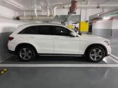 Cần bán xe Mercedes GLC200 sản xuất năm 2020