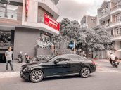 Bán Mercedes C200 đời 2019, màu đen chính chủ