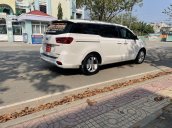 Cần bán gấp Kia Sedona đời 2019, màu trắng 