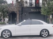 Cần bán gấp Mercedes E class sản xuất 2017 còn mới