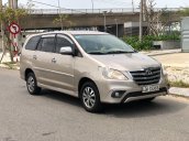 Cần bán lại xe Toyota Innova sản xuất năm 2015 còn mới