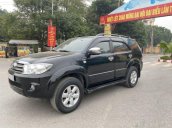 Cần bán Toyota Fortuner 2.5G năm 2011, màu đen