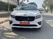 Cần bán gấp Kia Sedona đời 2019, màu trắng 