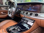 Cần bán gấp Mercedes E class năm 2019 còn mới