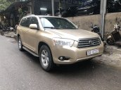 Cần bán gấp Toyota Highlander sản xuất năm 2010, nhập khẩu còn mới