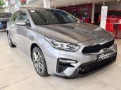 Kia Cerato Premium 2.0, trả trước chỉ 137 triệu