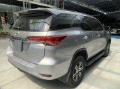 Bán xe Toyota Fortuner AT 2.7 2017 máy xăng