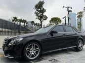 Bán ô tô Mercedes E class đời 2015, màu đen còn mới