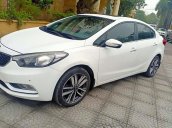 Xe Kia K3 sản xuất năm 2016, màu trắng còn mới