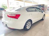 Cần bán xe Kia Rio sản xuất năm 2016, màu trắng, giá tốt