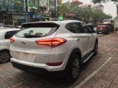 Cần bán Hyundai Tucson năm sản xuất 2018, màu trắng