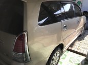 Xe Toyota Innova năm 2010 còn mới