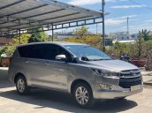 Bán Toyota Innova năm sản xuất 2017, màu bạc