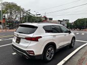 Cần bán xe Hyundai Santa Fe năm sản xuất 2019 còn mới