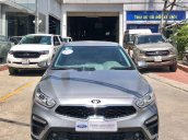 Cần bán Kia Cerato năm sản xuất 2019, màu bạc còn mới, giá chỉ 595 triệu