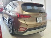 Cần bán lại xe Hyundai Santa Fe đời 2019, màu nâu còn mới