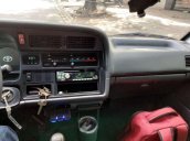 Cần bán gấp Toyota Hiace sản xuất năm 2003 chính chủ, giá tốt