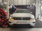 Tiguan Luxury S 2021 màu trắng nội thất xám trắng đẹp mắt - SUV 7 chỗ gầm cao cho gia đình - dẫn động 4motion