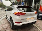 Bán Hyundai Tucson năm sản xuất 2018, màu trắng chính chủ