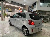 Bán nhánh Toyota Yaris RS đời 2013, màu bạc