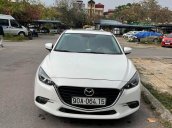 Cần bán Mazda 3 đời 2018, màu trắng