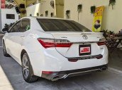 Bán Toyota Corolla Altis 2.0 V CVT Luxury sản xuất năm 2017, màu trắng