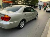 Cần bán xe Toyota Camry 2.4G năm 2005, màu vàng cát, giá tốt
