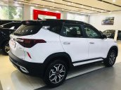 Bán Kia Seltos Luxury 1.4 AT sản xuất 2021, màu trắng, giá tốt