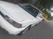 Bán Toyota Camry đời 1988, màu trắng chính chủ, giá chỉ 45 triệu