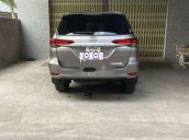 Cần bán Toyota Fortuner năm 2019, màu xám