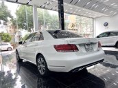 Bán Mercedes E250 đời 2013, màu trắng, xe chính chủ