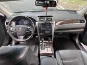 Cần bán Toyota Camry năm 2017 còn mới