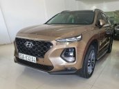 Cần bán lại xe Hyundai Santa Fe đời 2019, màu nâu còn mới