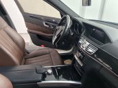 Bán Mercedes E250 đời 2013, màu trắng, xe chính chủ