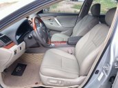 Cần bán gấp Toyota Camry năm 2008, màu bạc còn mới