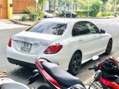 Cần bán lại xe Mercedes C300 năm sản xuất 2020