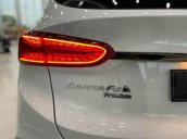 Hyundai Santa Fe sản xuất năm 2020 tặng bảo hiểm vật chất và bảo hành chính hãng 5 năm