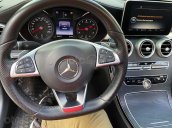 Xe Mercedes C300 AMG đời 2016, màu đen, xe chính chủ