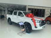 Bán ô tô Toyota Hilux 2.4 4x2 AT năm sản xuất 2021