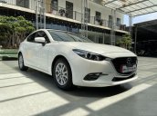Bán xe Mazda 3 sản xuất 2020, xe màu trắng, lăn bánh 21.000km, biển SG, xe gia đình nên đẹp như mới