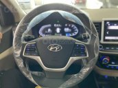 Hyundai Elantra - giao xe ngay trong 3 ngày ký hợp đồng