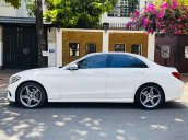 Cần bán lại xe Mercedes C300 đời 2015, màu trắng, nhập khẩu