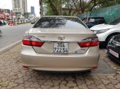 Toyota Camry 2.0 2015 vàng cát - sờ mát tay