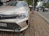 Toyota Camry 2.0 2015 vàng cát - sờ mát tay