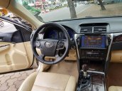 Toyota Camry 2.0 2015 vàng cát - sờ mát tay