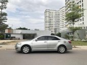 Cần bán gấp Toyota Camry năm 2008, màu bạc còn mới