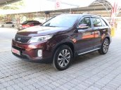 Cần bán xe Kia Sorento năm sản xuất 2016, màu đỏ còn mới, giá 655tr