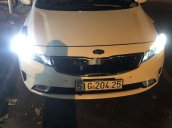 Bán Kia Cerato đời 2016, màu trắng còn mới, giá 490tr