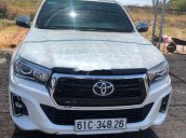 Cần bán lại xe Toyota Hilux năm sản xuất 2018, nhập khẩu nguyên chiếc, giá 820tr