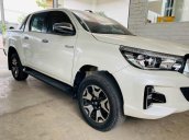 Cần bán lại xe Toyota Hilux năm sản xuất 2018, nhập khẩu nguyên chiếc, giá 820tr